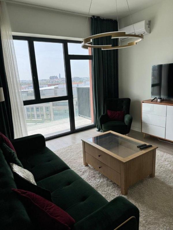 Slika 4 - Bulevar Vudroa Vilsona, Trosoban stan za izdavanje, 83m2, 1.700€