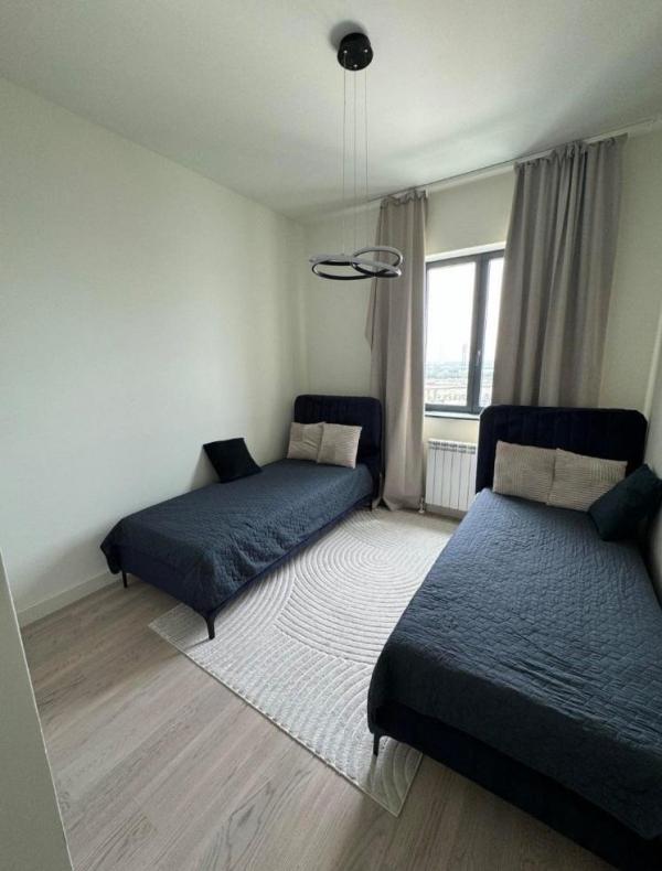 Slika 8 - Bulevar Vudroa Vilsona, Trosoban stan za izdavanje, 83m2, 1.700€