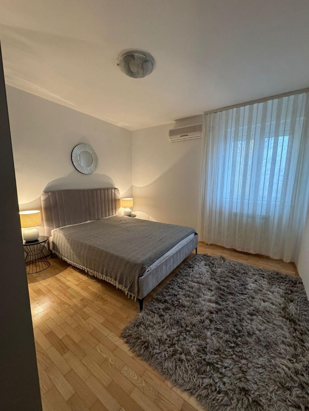 Slika 5 - Bulevar kneza Aleksandra Karađorđevića, Dvosoban stan za izdavanje, 120m2, 1.400€