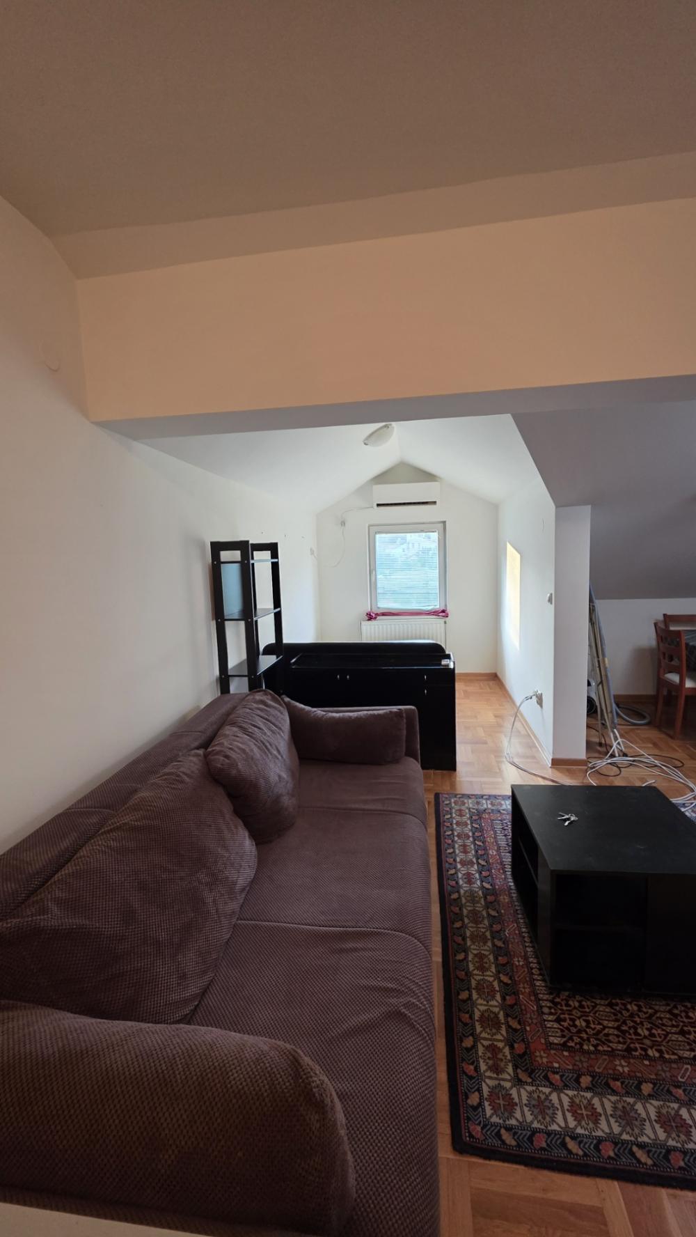 Slika 1 - Petra Škundrića, Jednosoban stan za izdavanje, 36m2, 400€