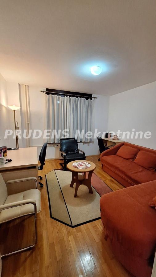 Slika 7 - Metohijska, Četvorosoban stan na prodaju, 109m2, 380.000€
