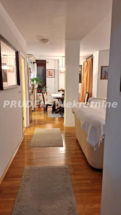 Slika 11 - Metohijska, Četvorosoban stan na prodaju, 109m2, 380.000€