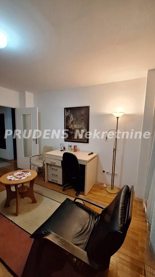 Slika 9 - Metohijska, Četvorosoban stan na prodaju, 109m2, 380.000€