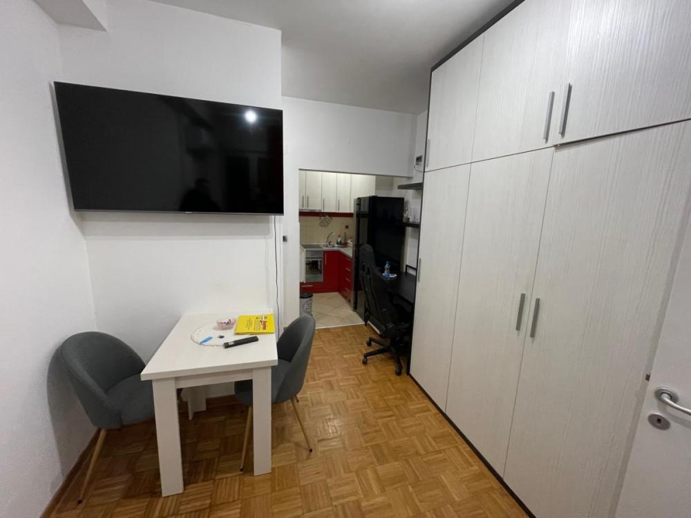 Glavna slika -Jednosoban stan za izdavanje, 22m2, 250€