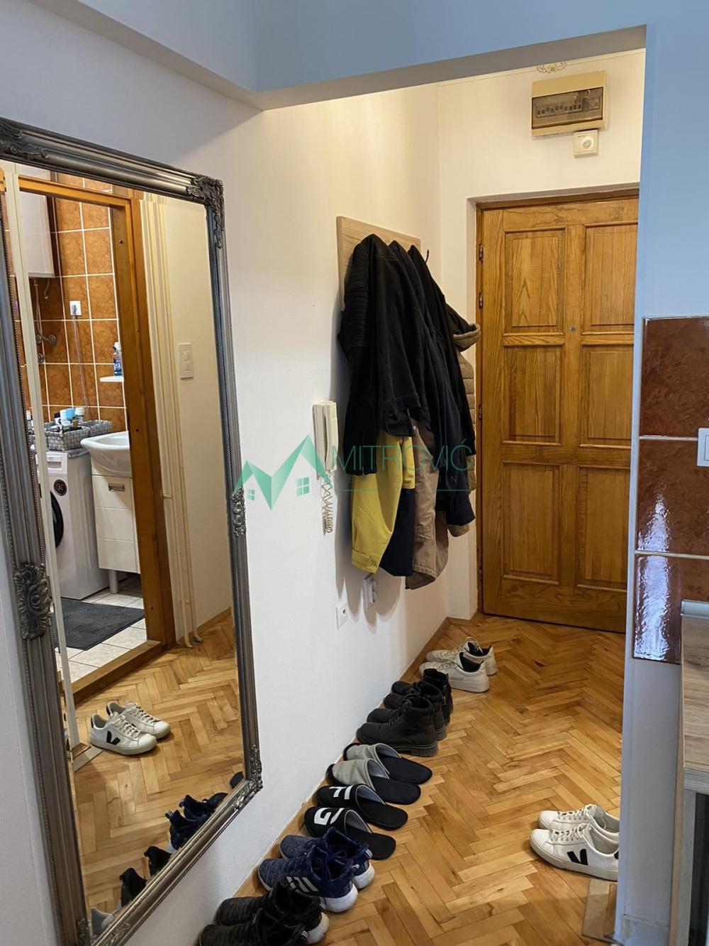 Slika 1 -  Stan za izdavanje, 27m2, 300€