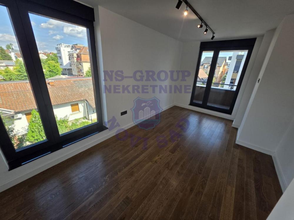 Slika 0 - Četvorosoban stan na prodaju, 430m2, 1.019.700€