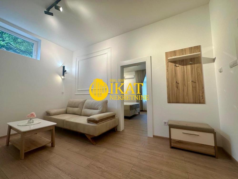 Glavna slika -Bulevar oslobođenja, Dvosoban stan na prodaju, 49m2, 299.000€