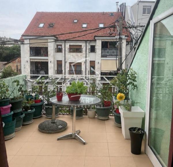 Slika 9 - Laze Jovanovića Porcija, Dvosoban stan za izdavanje, 110m2, 1.000€