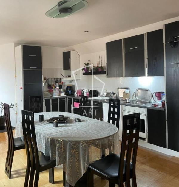 Slika 7 - Laze Jovanovića Porcija, Dvosoban stan za izdavanje, 110m2, 1.000€
