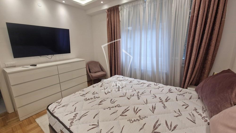 Slika 10 - Evropska, Dvosoban stan za izdavanje, 45m2, 800€