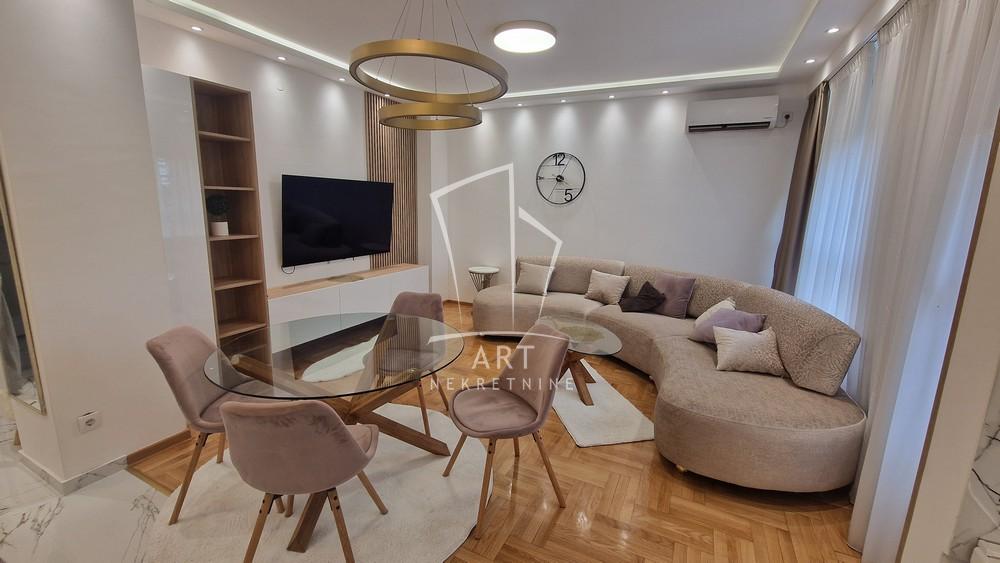 Slika 1 - Evropska, Dvosoban stan za izdavanje, 45m2, 800€
