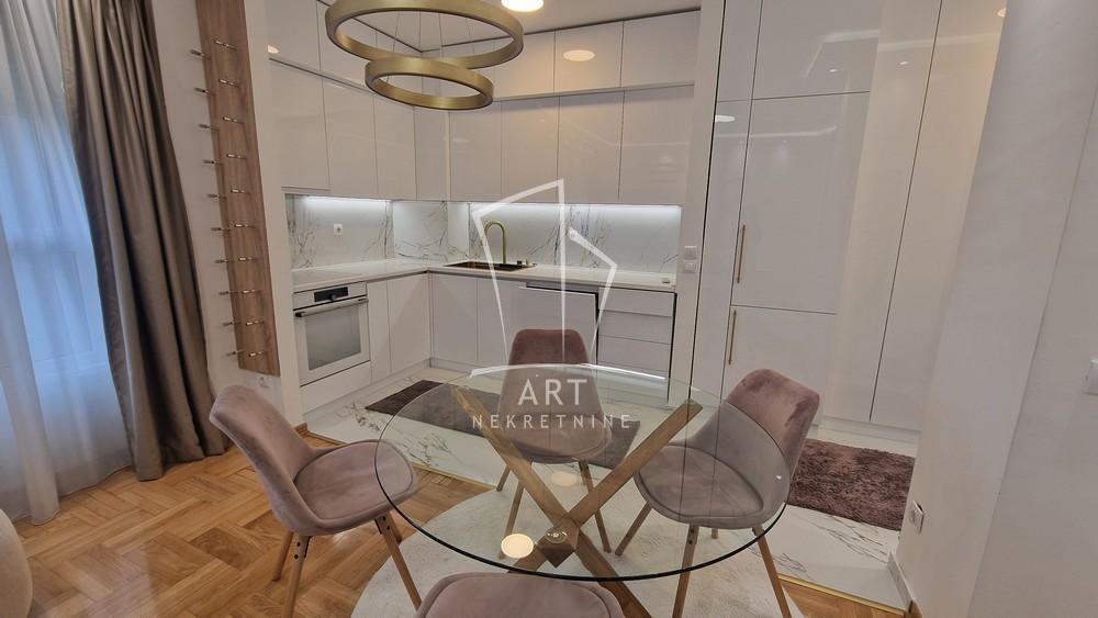 Slika 2 - Evropska, Dvosoban stan za izdavanje, 45m2, 800€