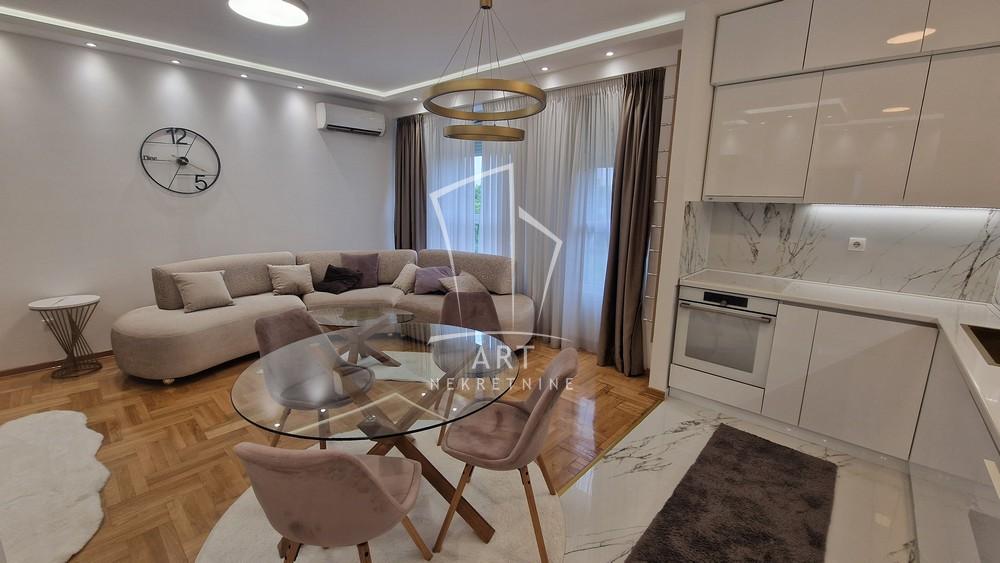 Slika 3 - Evropska, Dvosoban stan za izdavanje, 45m2, 800€