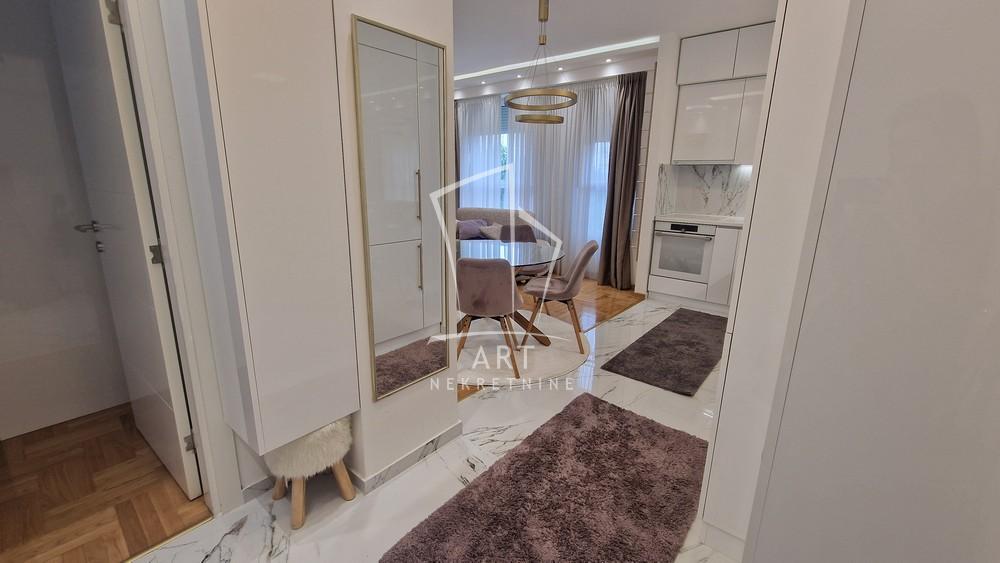 Slika 5 - Evropska, Dvosoban stan za izdavanje, 45m2, 800€