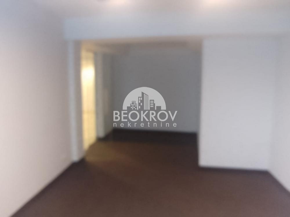 Slika 8 - Bulevar Kralja Aleksandra,  Lokal za izdavanje, 377m2, 7.000€