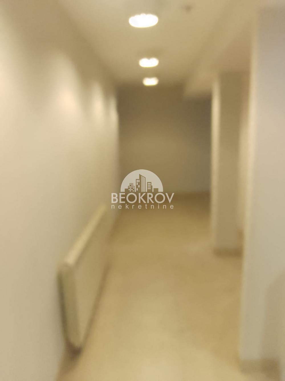 Slika 11 - Bulevar Kralja Aleksandra,  Lokal za izdavanje, 377m2, 7.000€