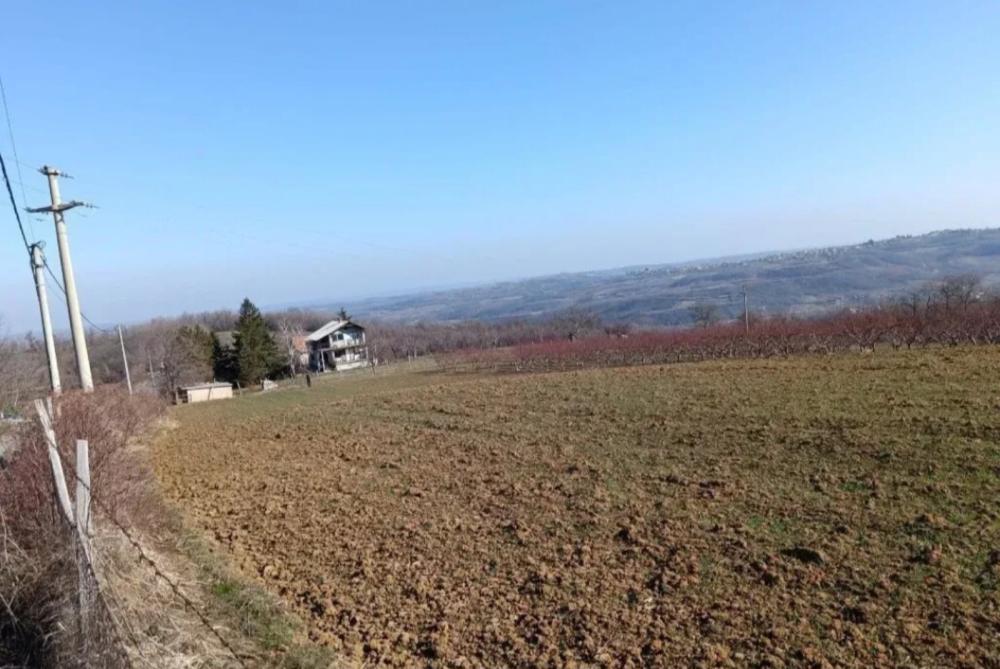 Slika 5 - Varovnickih ratnika Plac na prodaju, Dubona, 100.000€