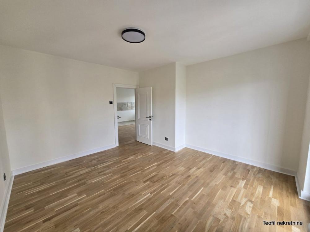 Slika 5 - Sime Igumanova, Trosoban stan na prodaju, 75m2, 298.900€