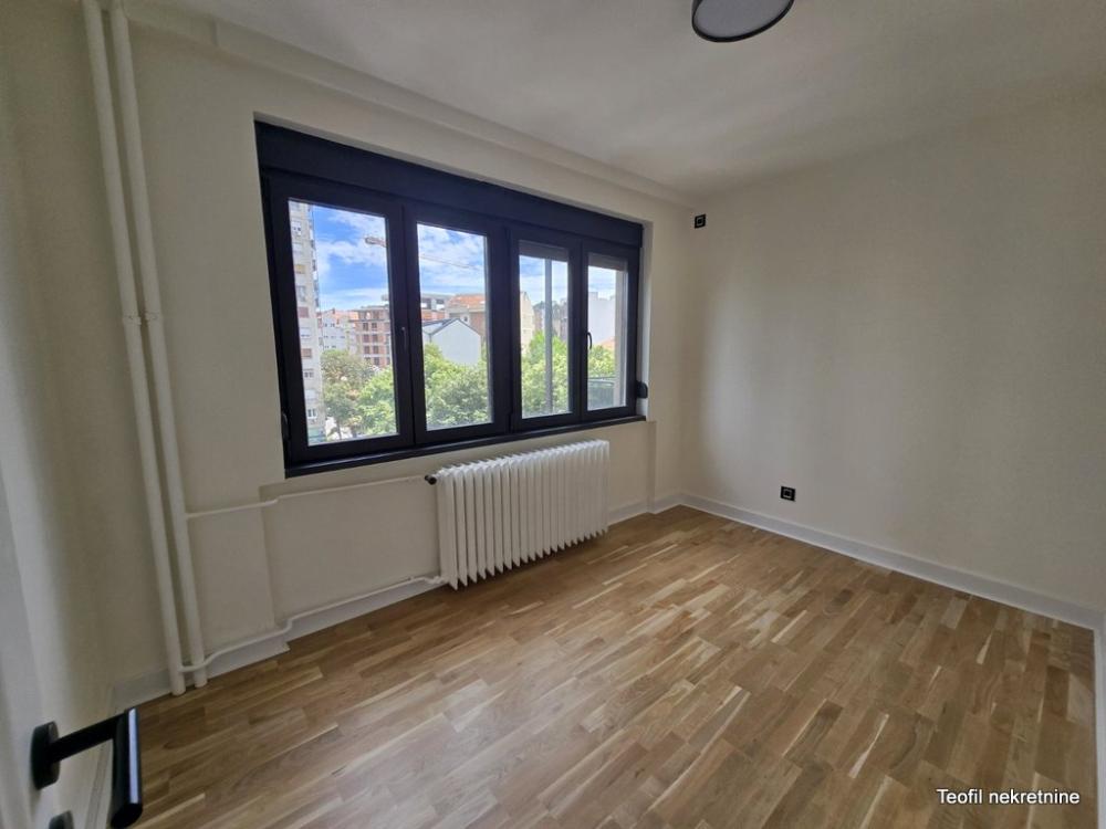 Slika 7 - Sime Igumanova, Trosoban stan na prodaju, 75m2, 298.900€
