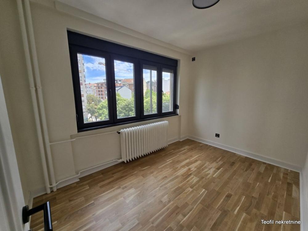 Slika 8 - Sime Igumanova, Trosoban stan na prodaju, 75m2, 298.900€