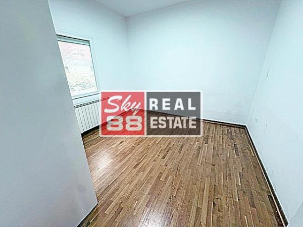 Slika 8 -  Kuća za izdavanje, 250m2, 5.000€