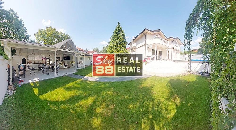Slika 1 -  Kuća na prodaju, 280m2, 1.150.000€