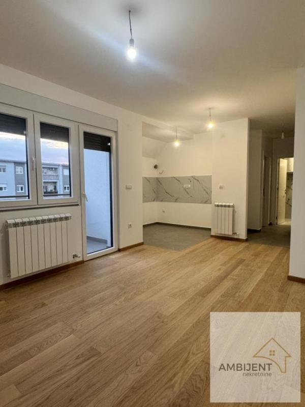 Glavna slika oglasa 406189
