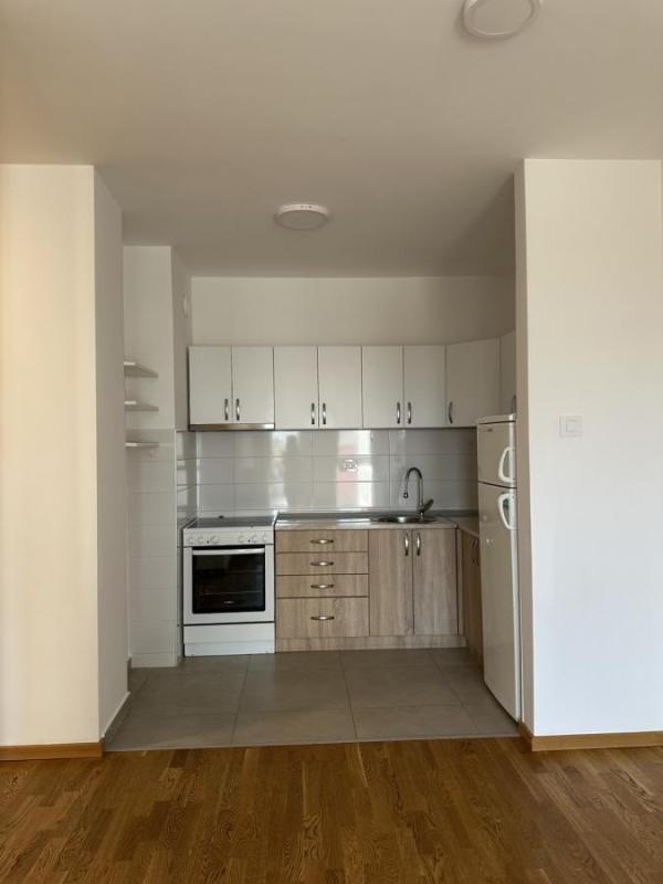 Slika 1 - Dvosoban stan za izdavanje, 42m2, 500€