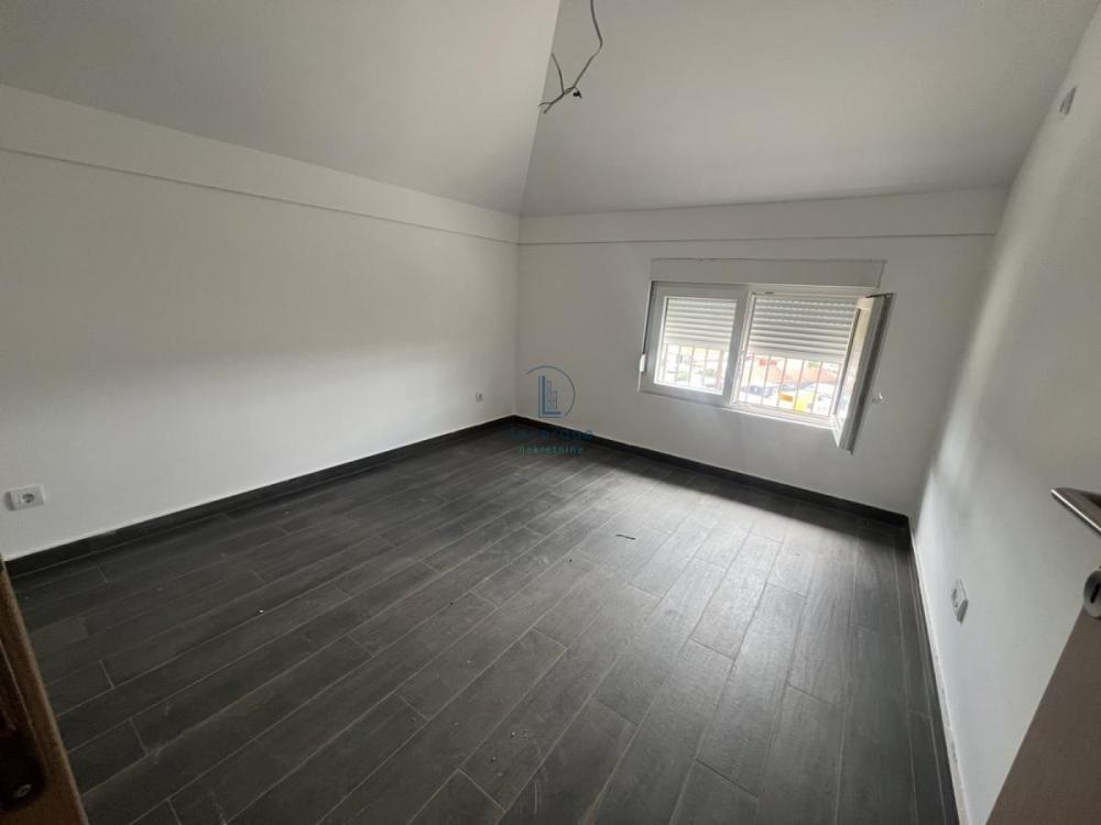 Slika 7 - Smederevski put, Trosoban stan na prodaju, 71m2, 127.800€
