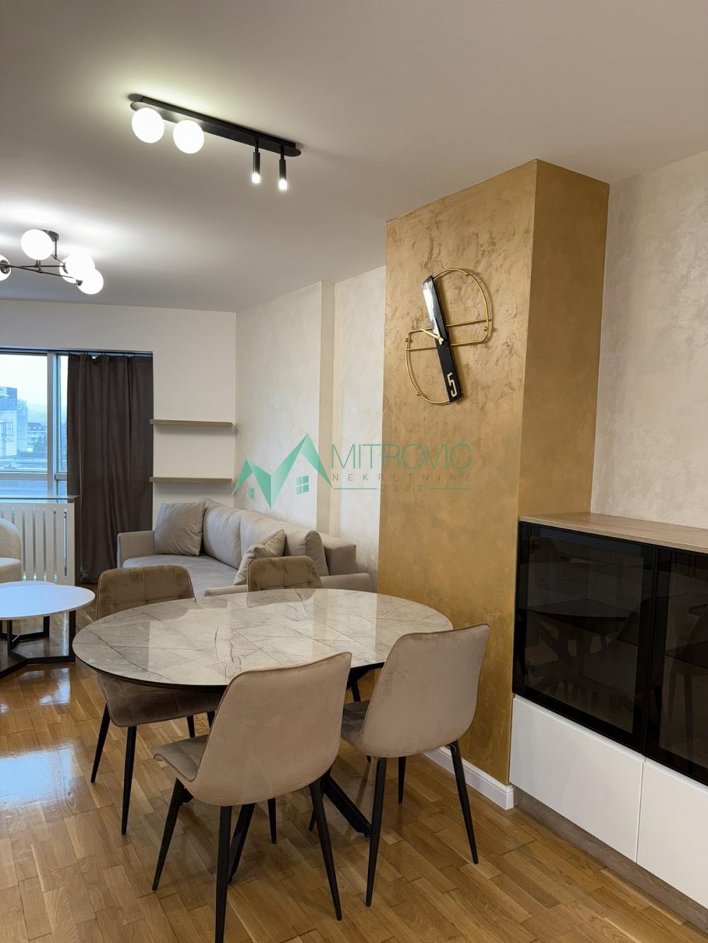 Slika 2 - Troiposoban stan za izdavanje, 93m2, 1.200€