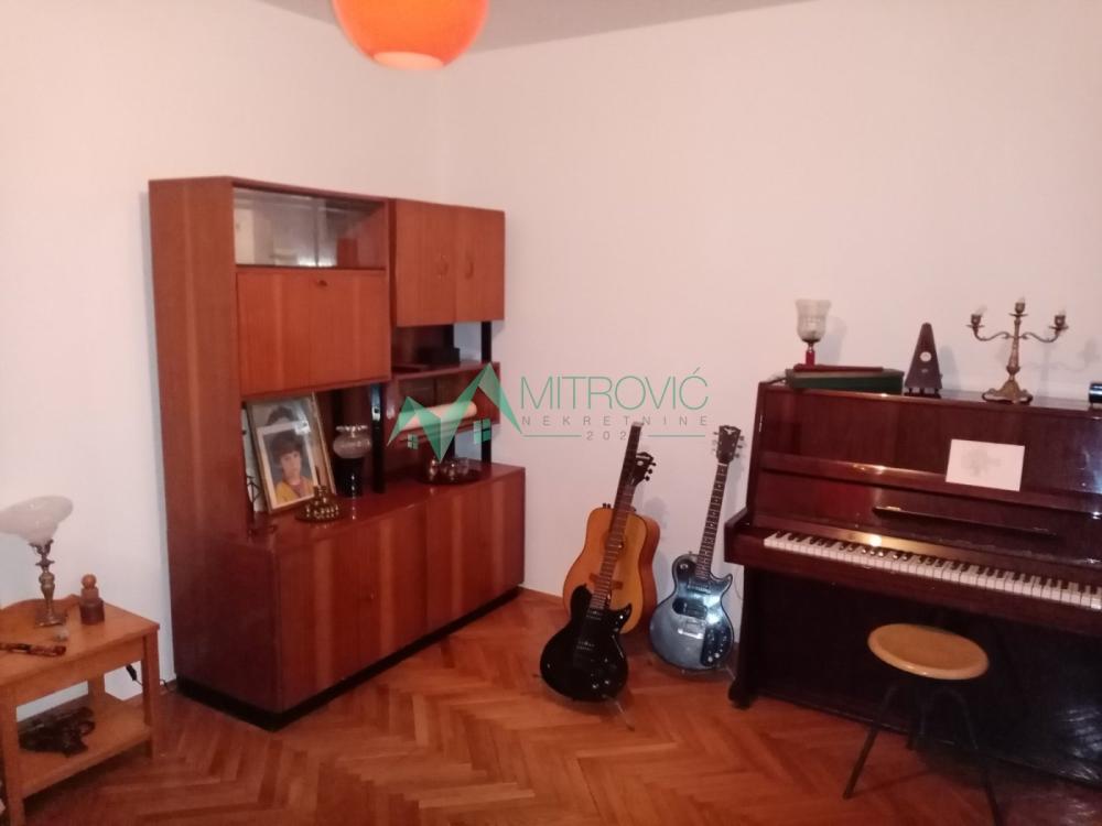 Slika 4 - Četvoroiposoban stan za izdavanje, 105m2, 800€