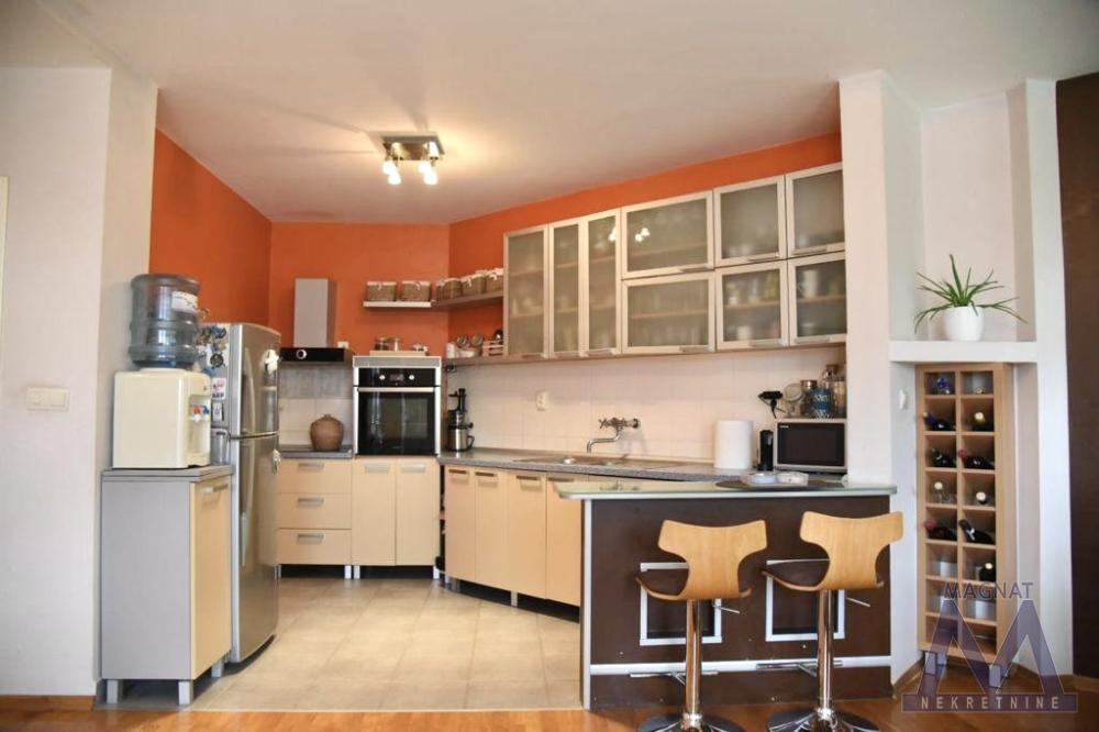 Slika 4 - Petosoban stan na prodaju, 131m2, 267.800€