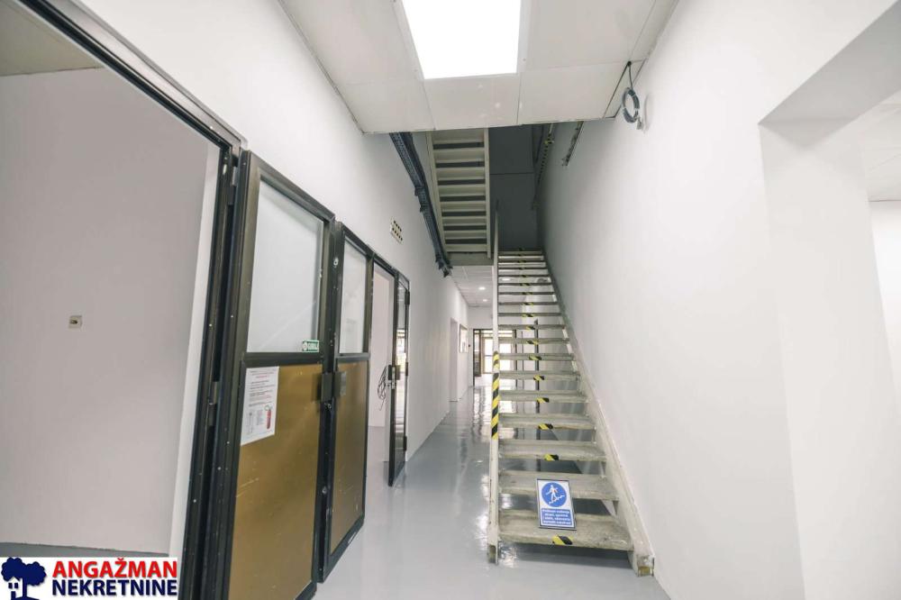 Slika 7 - Batajnički drum,  Lokal na prodaju, 1055m2, 2.400.000€
