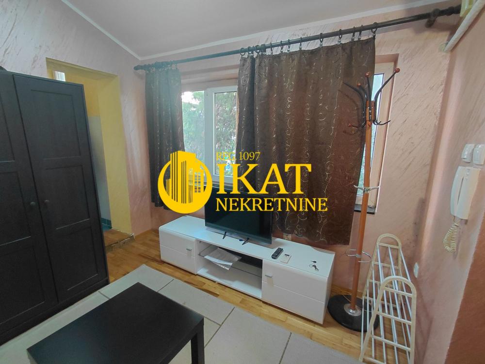 Slika 2 - Ruzveltova, Dvosoban stan za izdavanje, 28m2, 350€