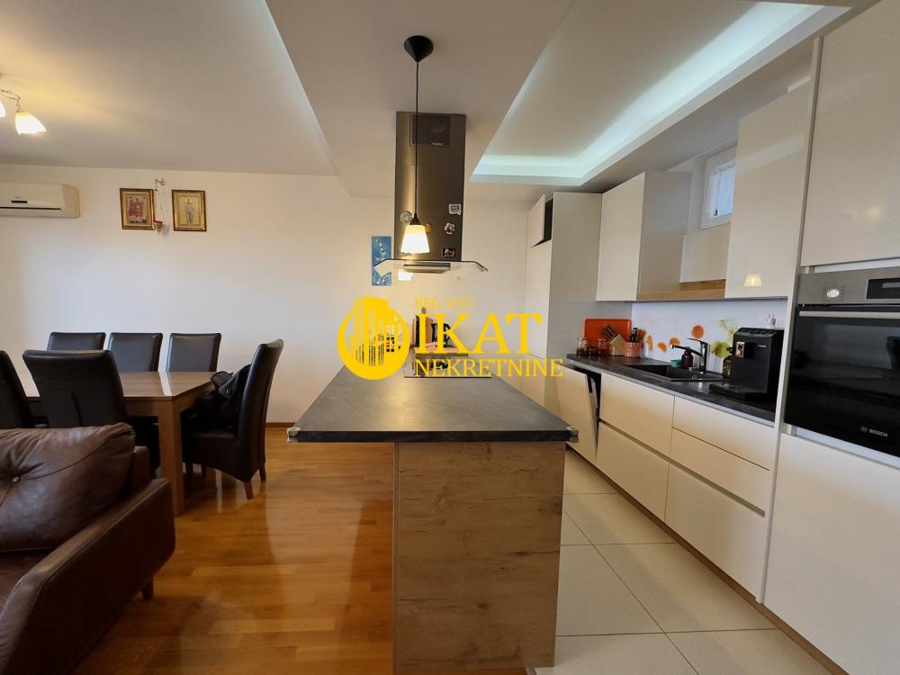 Slika 7 - Đevđelijska, Troiposoban stan na prodaju, 110m2, 418.000€