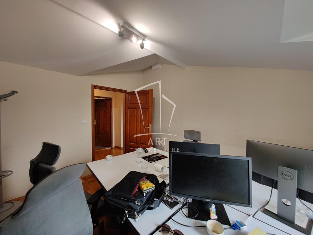 Slika 4 - Ružićeva, Petosoban stan za izdavanje, 171m2, 1.800€