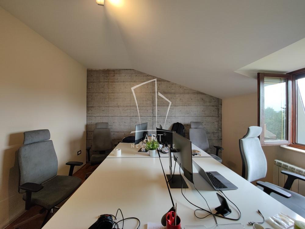 Slika 5 - Ružićeva, Petosoban stan za izdavanje, 171m2, 1.800€