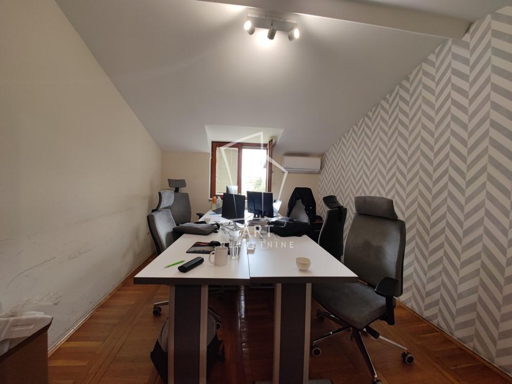 Slika 6 - Ružićeva, Petosoban stan za izdavanje, 171m2, 1.800€