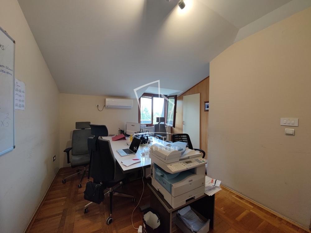Slika 8 - Ružićeva, Petosoban stan za izdavanje, 171m2, 1.800€