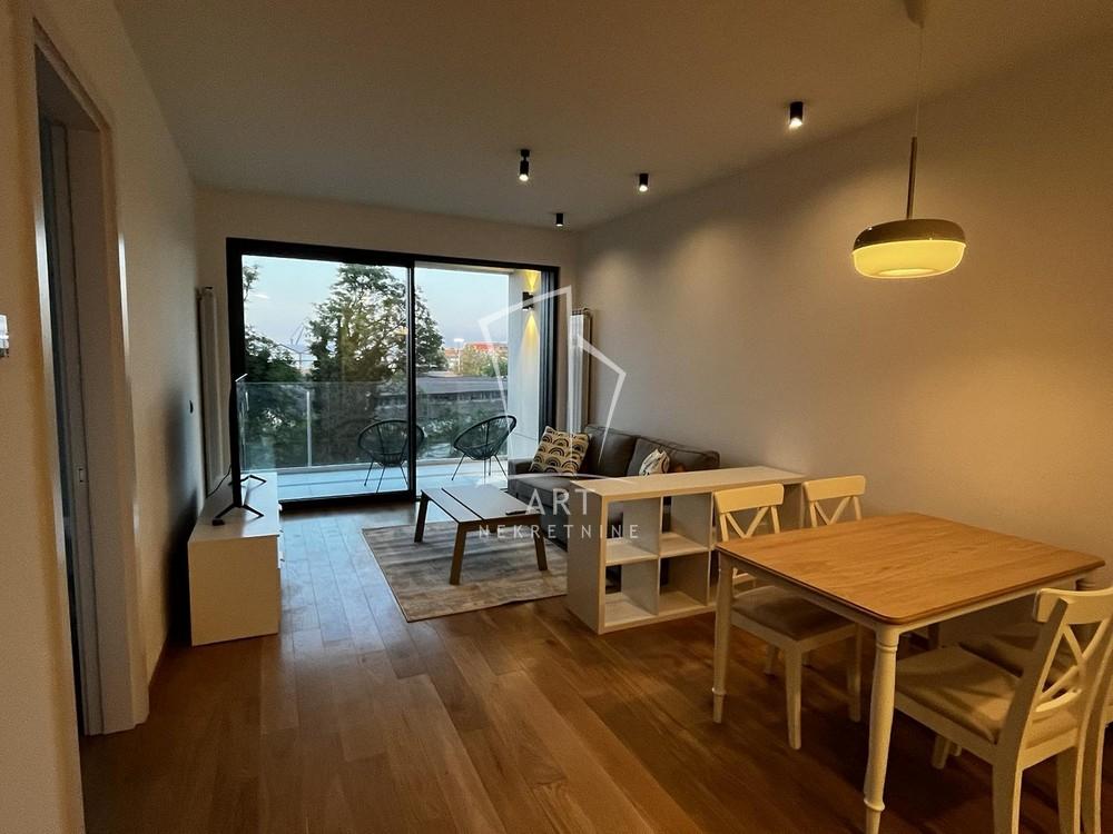 Slika 1 - Venizelosova, Dvosoban stan za izdavanje, 49m2, 1.300€