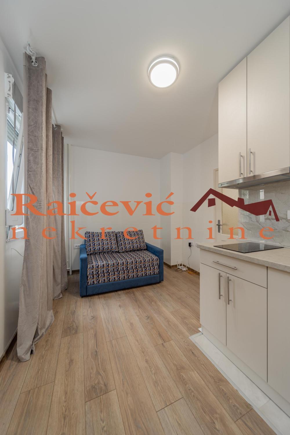Slika 1 - Kirovljeva, Jednosoban stan za izdavanje, 18m2, 300€