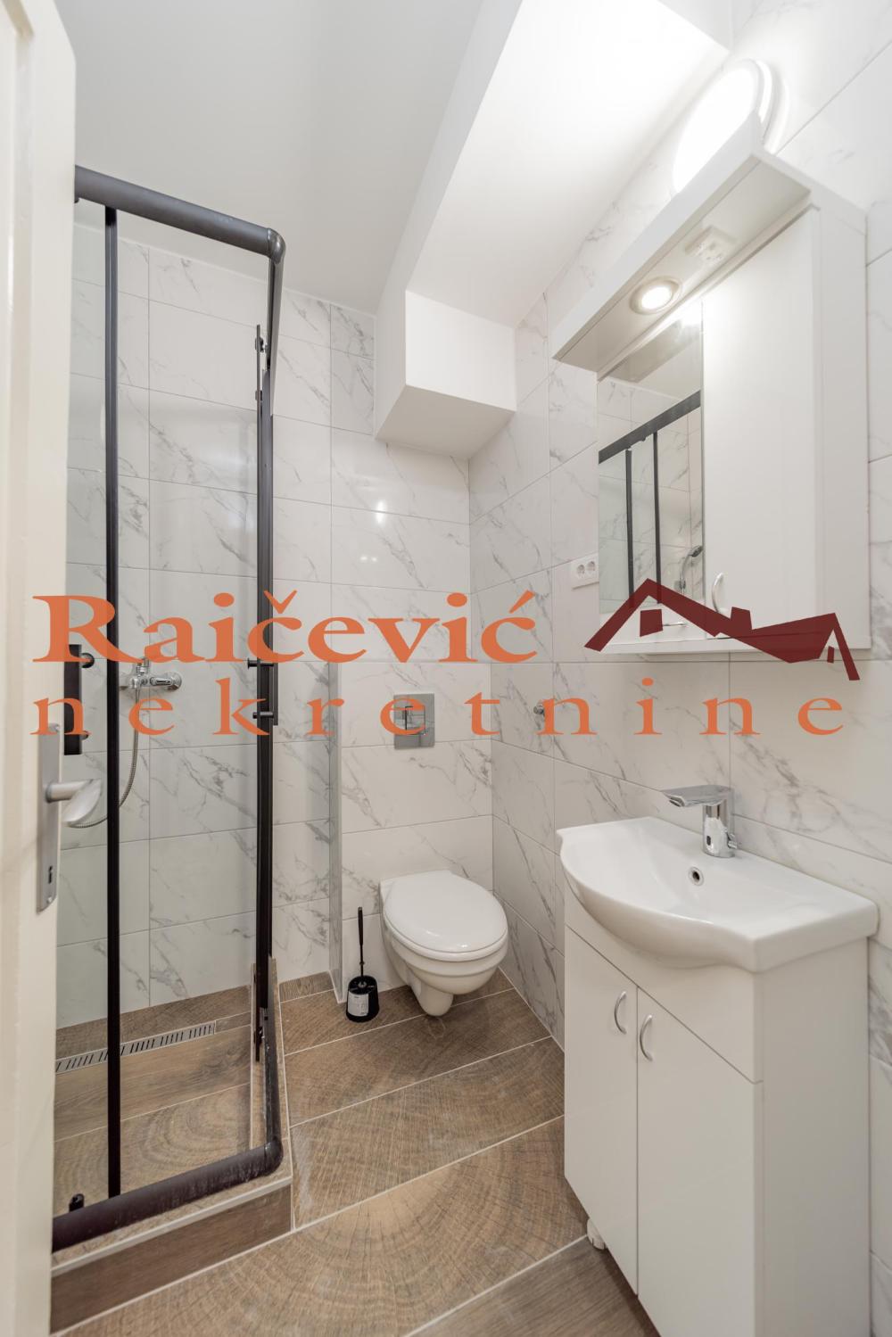 Slika 11 - Kirovljeva, Jednosoban stan za izdavanje, 18m2, 300€