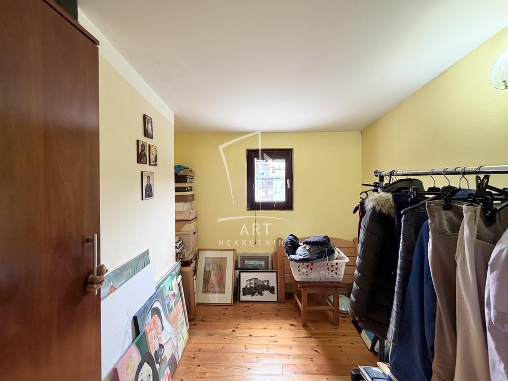 Slika 8 - Dr Đorđa Joanovića, Četvorosoban stan na prodaju, 83m2, 198.000€
