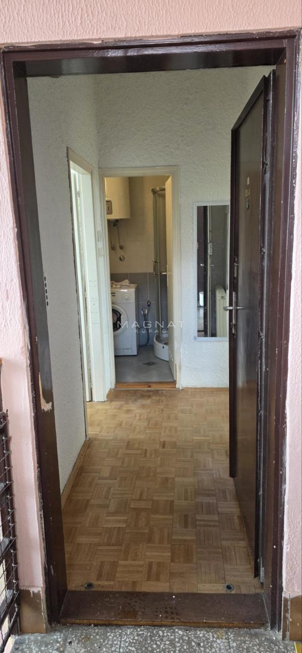 Slika 4 - Bulevar Kralja Aleksandra, Dvoiposoban stan na prodaju, 50m2, 177.000€