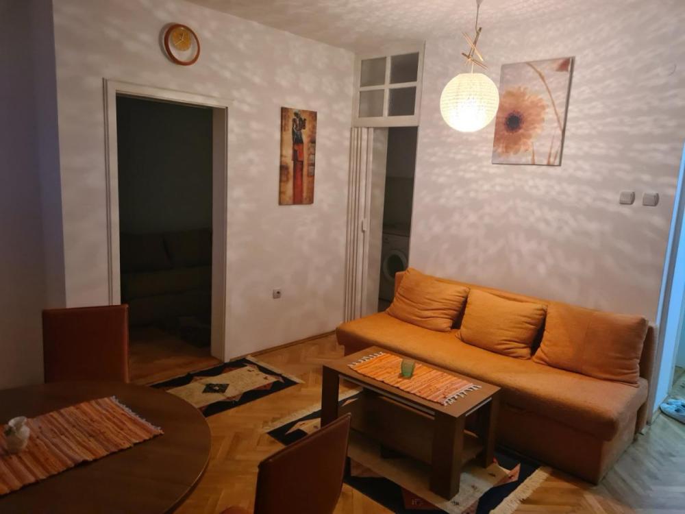 Slika 1 - Jednoiposoban stan za izdavanje, 36m2, 350€