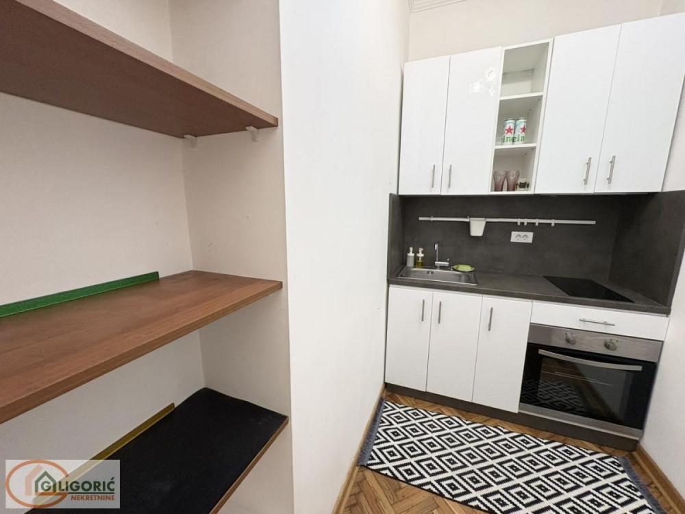 Slika 8 - Jednoiposoban stan za izdavanje, 45m2, 590€