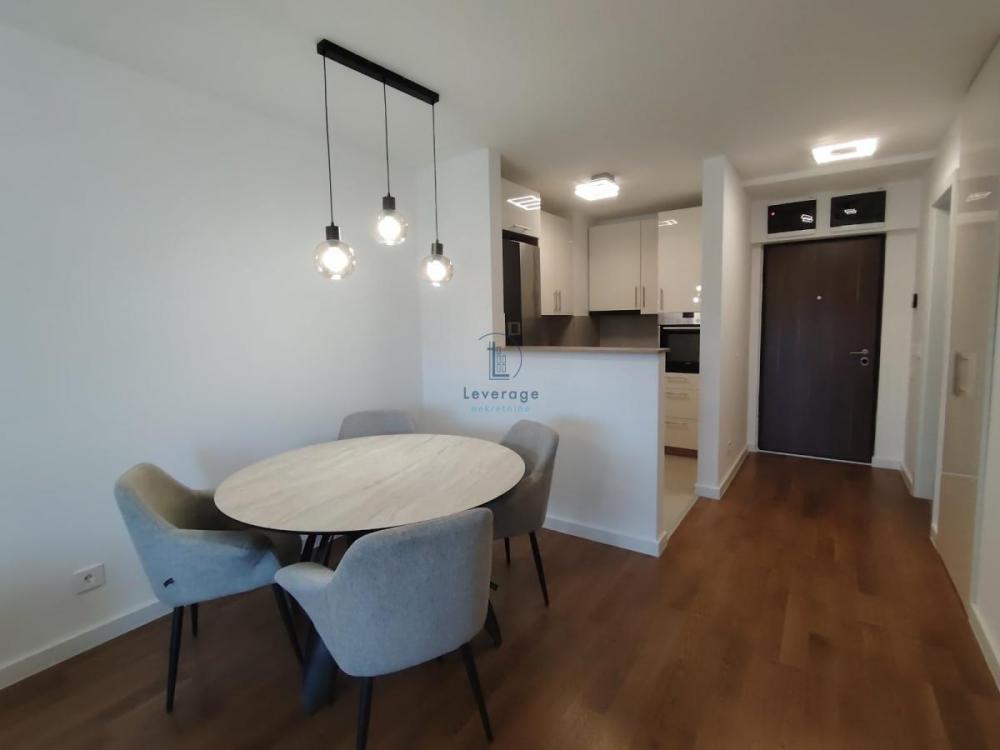Slika 3 - Banatska, Dvosoban stan za izdavanje, 45m2, 750€