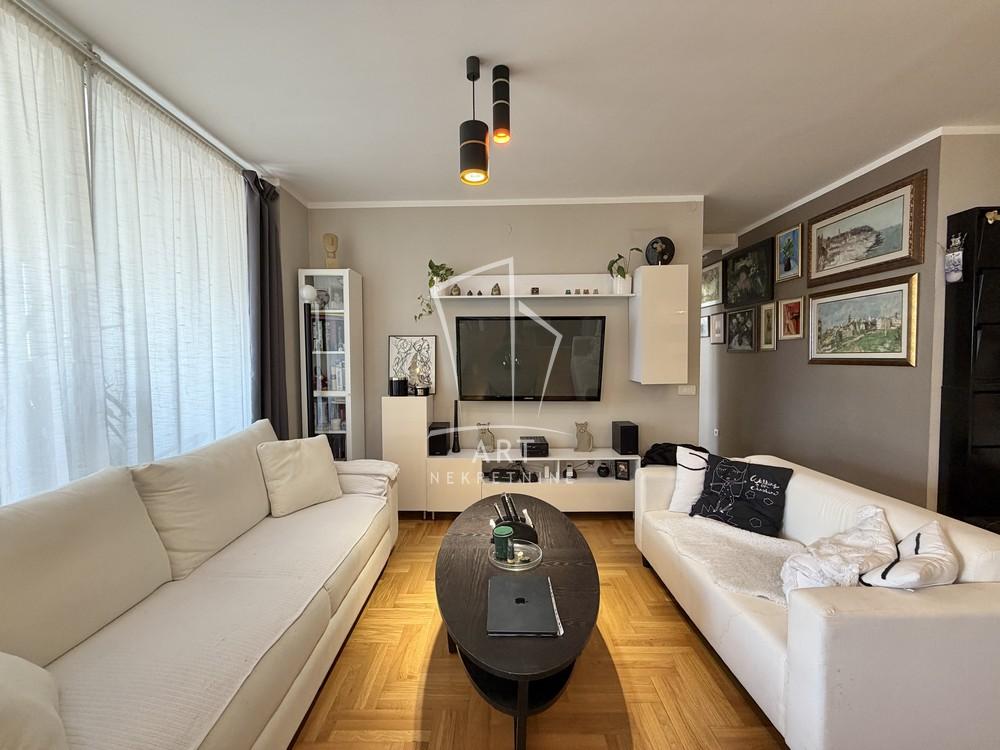 Slika 1 - Gružanska, Četvorosoban stan na prodaju, 79m2, 420.000€
