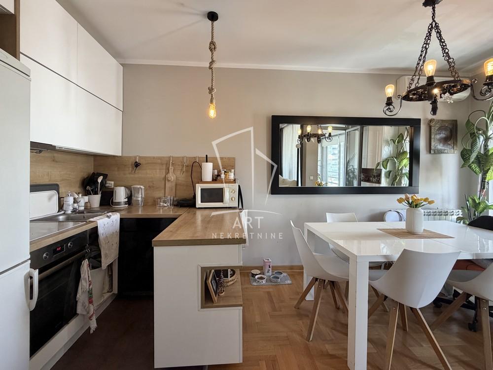 Slika 7 - Gružanska, Četvorosoban stan na prodaju, 79m2, 420.000€