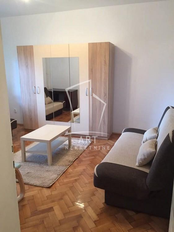 Slika 1 - Milana Kašanina, Jednosoban stan za izdavanje, 49m2, 600€